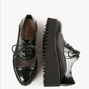 All Black Women's Mesh Lace-Up Flats